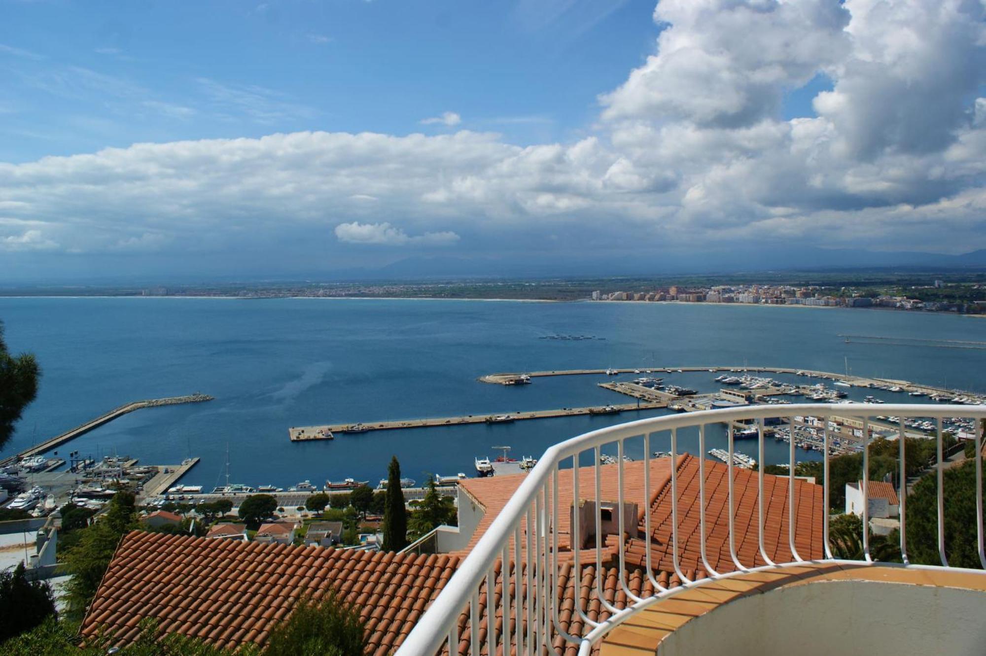 Apartamento Casa Linda Con Vistas Espectaculares Av-40 Roses Buitenkant foto